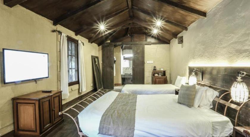 Grand Norling Hotel'S Resort Kathmandu Exterior photo